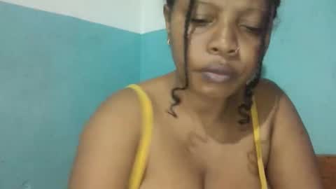 soayh89 online show from March 23, 7:51 pm