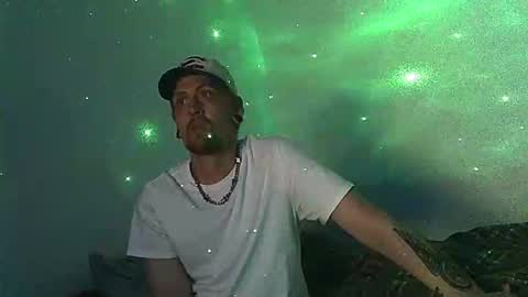 Snapshot of socalloverboy2 chatting on April 5, 7:27 am readyformy milf online show from April 5, 7:27 am