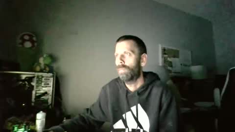 Snapshot of sockguy420 chatting on December 20, 4:41 am sockguy420 online show from December 20, 4:41 am