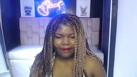 Snapshot of soffia_b chatting on September 12, 3:06 am soffia_b online show from September 12, 3:06 am