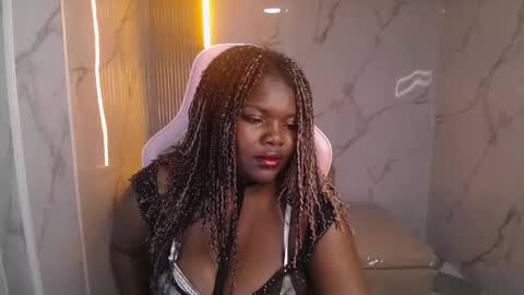 Snapshot of soffia_b chatting on September 24, 3:21 am soffia_b online show from September 24, 3:21 am