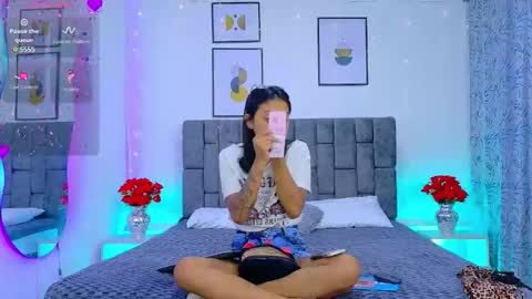Snapshot of soffia_konig chatting on May 10, 12:21 pm SOFFI AND CHISTOPHER online show from May 10, 12:21 pm