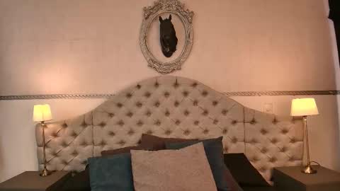   online show from February 1, 6:17 pm