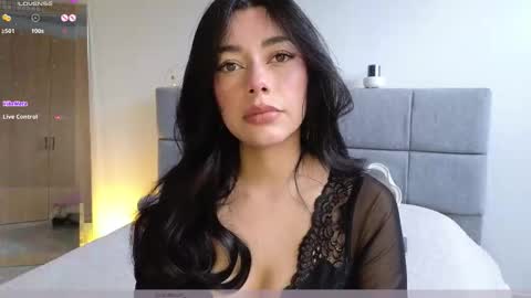 IG Soffimoon   I THANK YOU FOR LEAVING YOUR FOLLOW online show from February 19, 8:38 pm