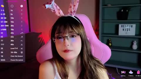 Soffie online show from October 3, 8:22 am