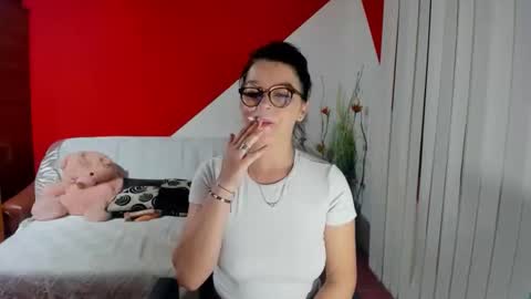 Snapshot of soffy_skye chatting on September 18, 5:09 am Soffy online show from September 18, 5:09 am