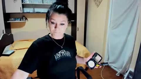 Soffy online show from May 8, 6:19 am