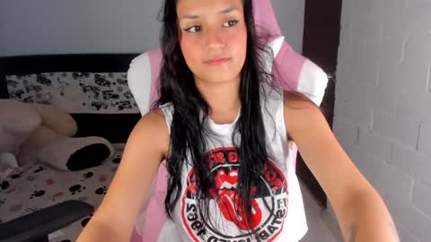 Snapshot of sofi1608 chatting on December 11, 4:31 pm sofia online show from December 11, 4:31 pm