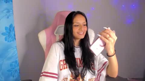 Snapshot of sofi1608 chatting on January 11, 9:14 am sofia online show from January 11, 9:14 am