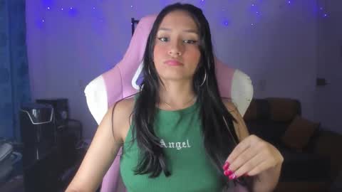 Snapshot of sofi1608 chatting on March 23, 7:34 am sofia online show from March 23, 7:34 am