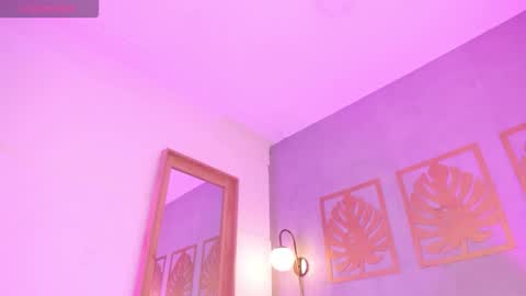 S O F I online show from December 17, 6:03 pm