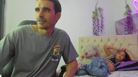 Snapshot of sofi_and_santy chatting on April 21, 12:56 am SOFI AND SANTY online show from April 21, 12:56 am