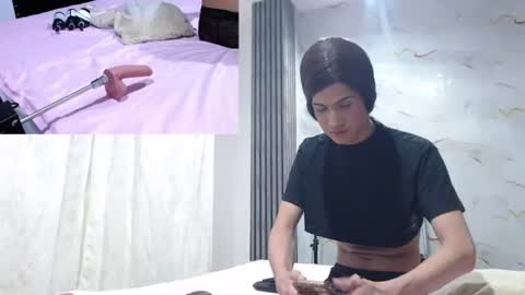 Snapshot of sofi_boll25 chatting on August 8, 3:08 am sofi_boll25 online show from August 8, 3:08 am