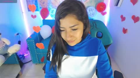 Snapshot of sofi_hot_4m chatting on February 17, 1:21 pm Sofi online show from February 17, 1:21 pm