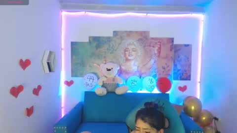 Snapshot of sofi_hot_4m chatting on February 24, 9:52 pm Sofi online show from February 24, 9:52 pm