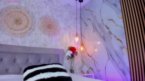 .... .          . .... online show from March 22, 1:14 pm