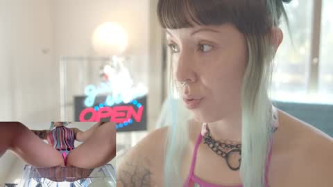 Sofi Mora online show from January 28, 3:57 pm