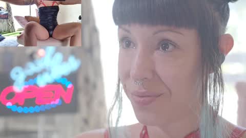 Sofi Mora online show from September 10, 2:50 pm