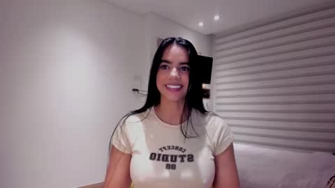 Snapshot of sofi_saenzz chatting on October 7, 12:08 am Sofi Saenzz online show from October 7, 12:08 am