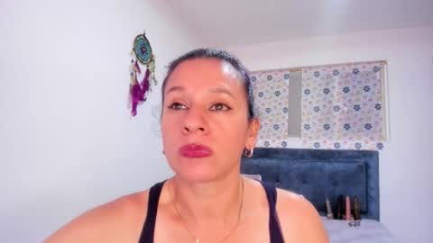 Snapshot of sofi_saliva2511 chatting on March 19, 6:56 pm sofi online show from March 19, 6:56 pm