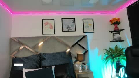 sofi_sp online show from May 6, 11:37 am