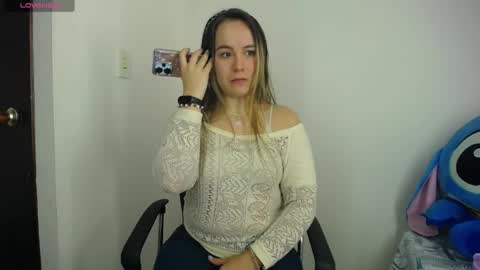 Snapshot of sofi_sweetcam21 chatting on April 11, 7:51 pm LAURA SOFIA online show from April 11, 7:51 pm