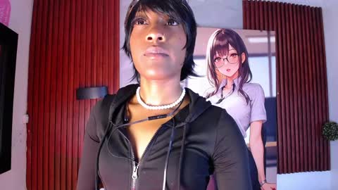 Snapshot of sofi_thomas_ chatting on April 17, 11:13 am Sofia online show from April 17, 11:13 am