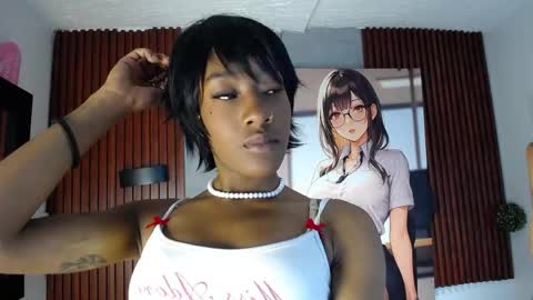 Snapshot of sofi_thomas_ chatting on April 20, 11:02 am Sofia online show from April 20, 11:02 am
