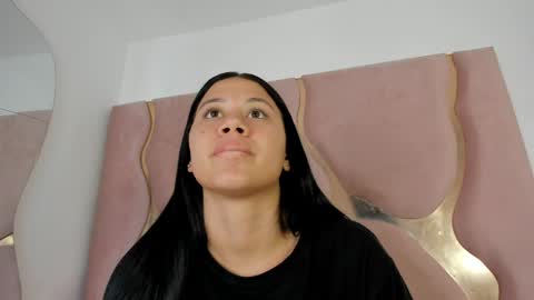 Snapshot of sofia1candyht chatting on May 3, 8:26 pm SOFIA online show from May 3, 8:26 pm