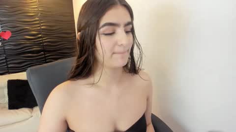 Skarlett online show from December 4, 1:31 pm