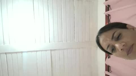 Snapshot of sofia8428 chatting on February 27, 8:20 pm sofia8428 online show from February 27, 8:20 pm