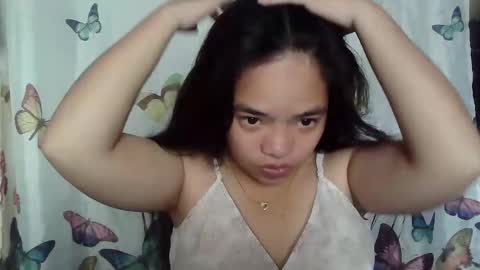 Snapshot of sofia_587145 chatting on May 27, 3:47 am sofia_587145 online show from May 27, 3:47 am