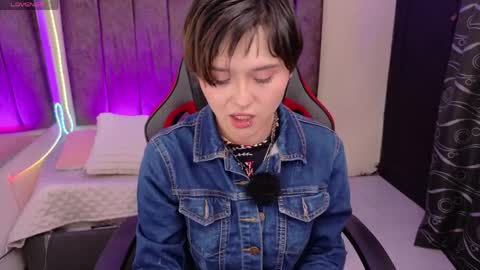 Snapshot of sofia_as chatting on April 2, 4:10 am SOFIA online show from April 2, 4:10 am