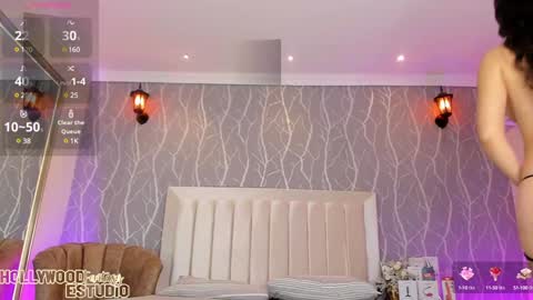 Snapshot of sofia_cleyton1 chatting on December 4, 12:25 pm online show from December 4, 12:25 pm
