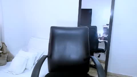 sofia Ill be back on Tuesday June 4.  online show from December 27, 2:12 pm