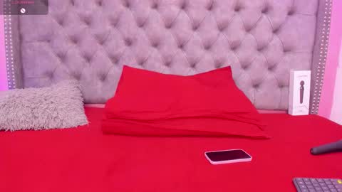 Snapshot of sofia_girl_ chatting on March 12, 7:58 am SOFIA online show from March 12, 7:58 am