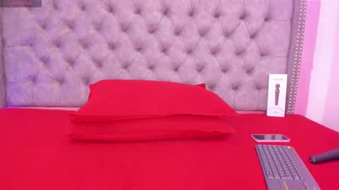 Snapshot of sofia_girl_ chatting on March 20, 6:51 am SOFIA online show from March 20, 6:51 am