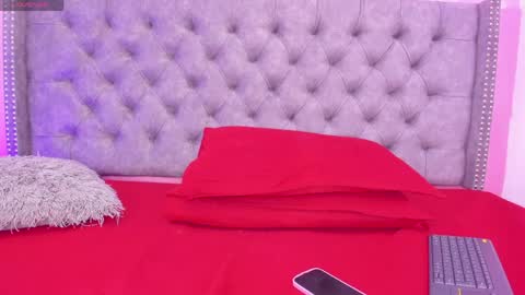 Snapshot of sofia_girl_ chatting on March 31, 7:31 am SOFIA online show from March 31, 7:31 am