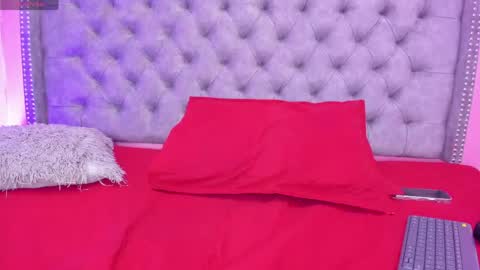 Snapshot of sofia_girl_ chatting on April 18, 7:56 am SOFIA online show from April 18, 7:56 am