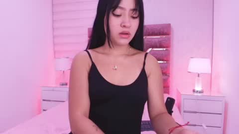sofia gomes online show from May 9, 11:59 am