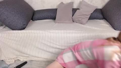 Sofia here online show from May 20, 12:06 am