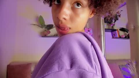 S O F I A  online show from March 19, 7:51 pm