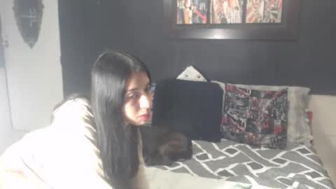 Snapshot of sofia_martinez911370 chatting on September 23, 9:01 am Dara online show from September 23, 9:01 am