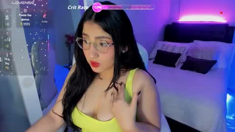 Snapshot of sofia_miller19 chatting on January 7, 5:43 am sofia online show from January 7, 5:43 am