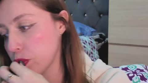 Snapshot of sofia_palacios_ chatting on May 23, 3:45 am online show from May 23, 3:45 am