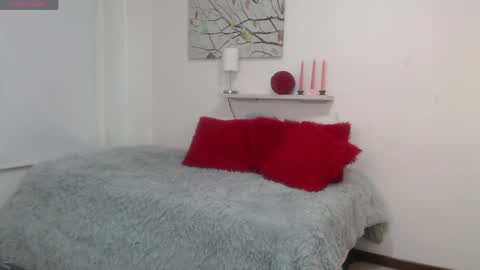 Snapshot of sofia_perez___ chatting on April 16, 10:12 pm Sofi online show from April 16, 10:12 pm