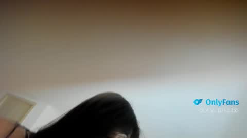 sofia_rivers_ online show from November 19, 12:21 am