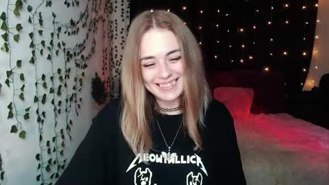 sofia_rosemary online show from September 21, 4:08 pm