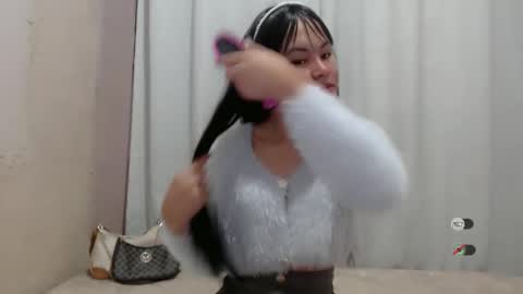 Snapshot of sofia_sweetheart18 chatting on April 10, 12:49 am sofia_sweetheart18 online show from April 10, 12:49 am