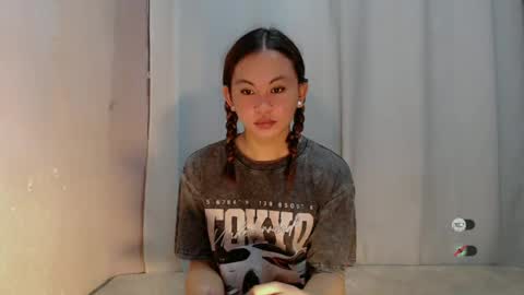 Snapshot of sofia_sweetheart18 chatting on June 21, 11:40 pm sofia_sweetheart18 online show from June 21, 11:40 pm